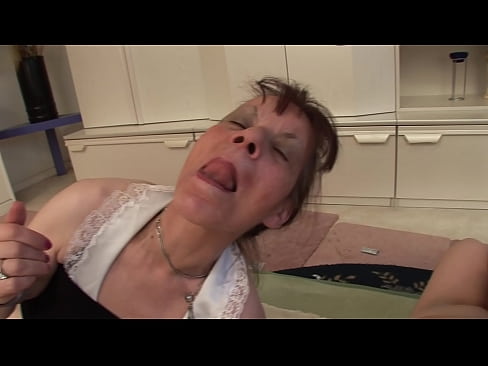 ❤️ Dvi močiutės ir vienas senelis mylisi trise Porno prie mūsų lt.high-pass.ru ❌️❤